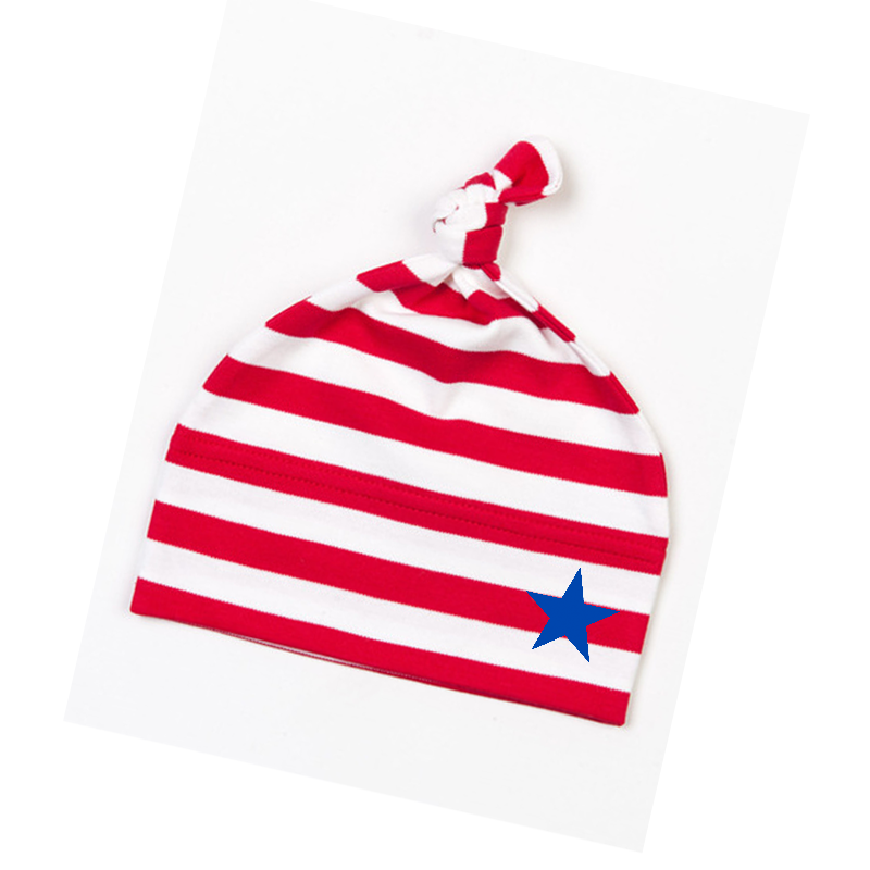 rot-weiß geringelte  Babymütze mit blauem Stern